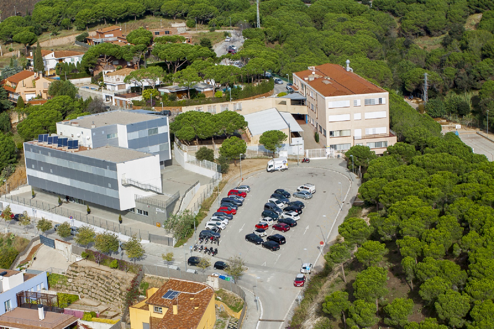 Vista de l'Escola Meritxell des de l'aire